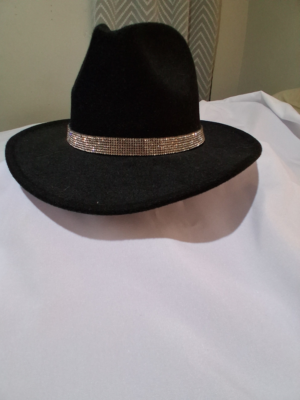 SHEIN Black Wide Brim Fedora with Rhinestone Band - Picture 1 of 4